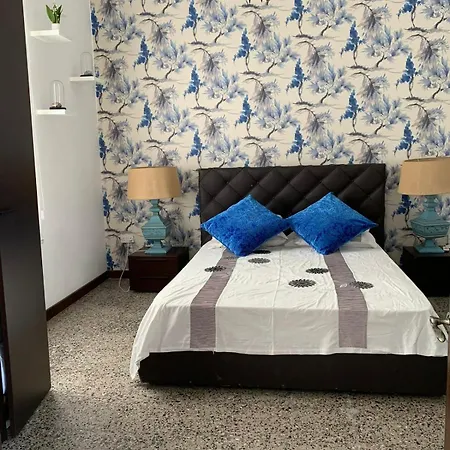 ヴィラ Elysian ラルナカ